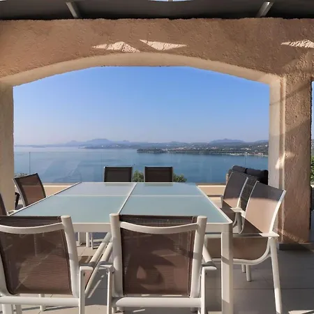 Faiax Villa *